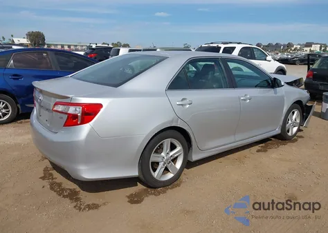 2012 Toyota Camry Se z USA, uszkodzony, nr VIN 4T1BF1FK9CU606945
